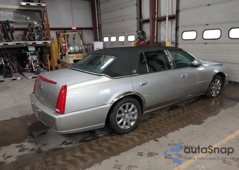 2008 Cadillac Dts 1Sc from USA, damaged, VIN 1G6KD57YX8U136102